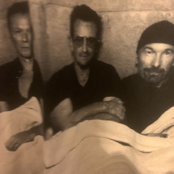 The Band U2 Concert Tee Shirt - Picture 5 of 7